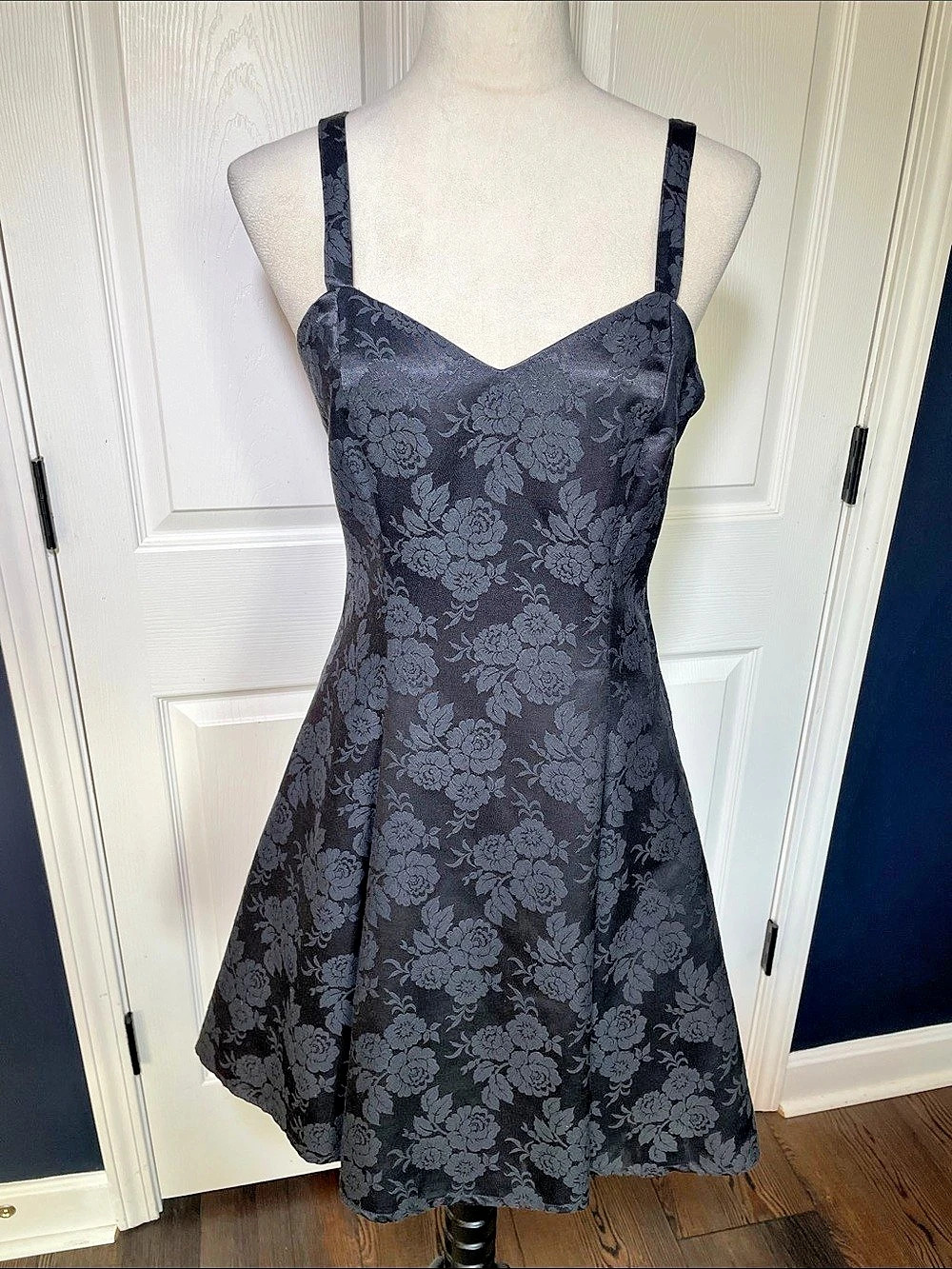 Vintage Jump Apparel Black Halter Dress Cocktail Party 90s Y2K Jacquard Sz 6